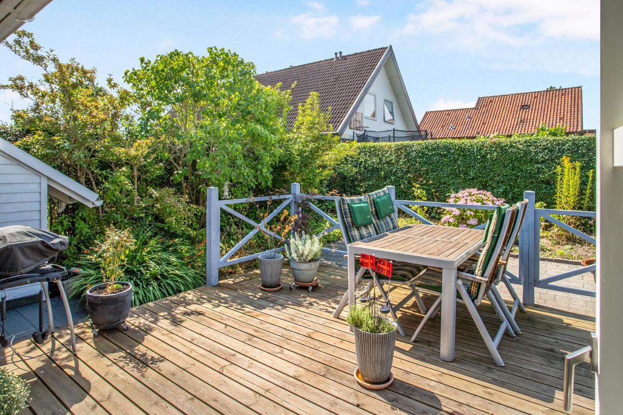 Fredelig Overnatning Ved Sundet Og Norrestrand So 霍森斯 外观 照片